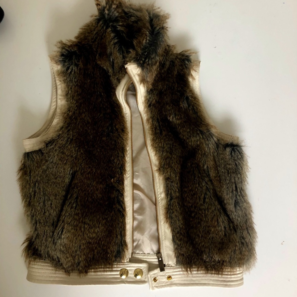 Girls Vintage Faux fur Vest